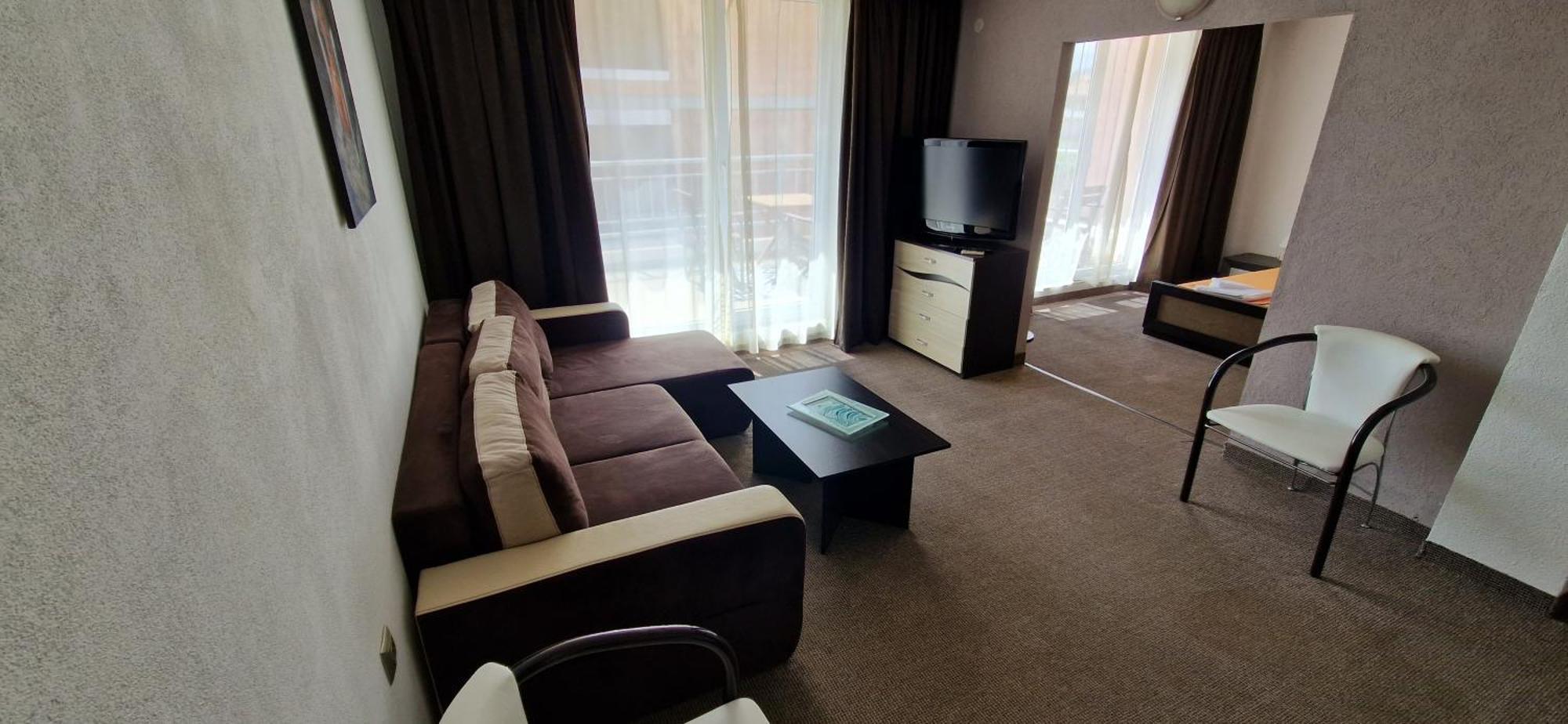 Guest house Compass 2*